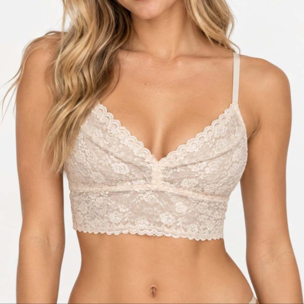 Brandy Melville Unlined Cream Floral Lace Longline Bralette V-Neck Wireless Bra